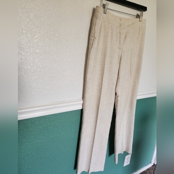 DRESSBARN Beige women's pants, size 8 - Picture 2 of 8